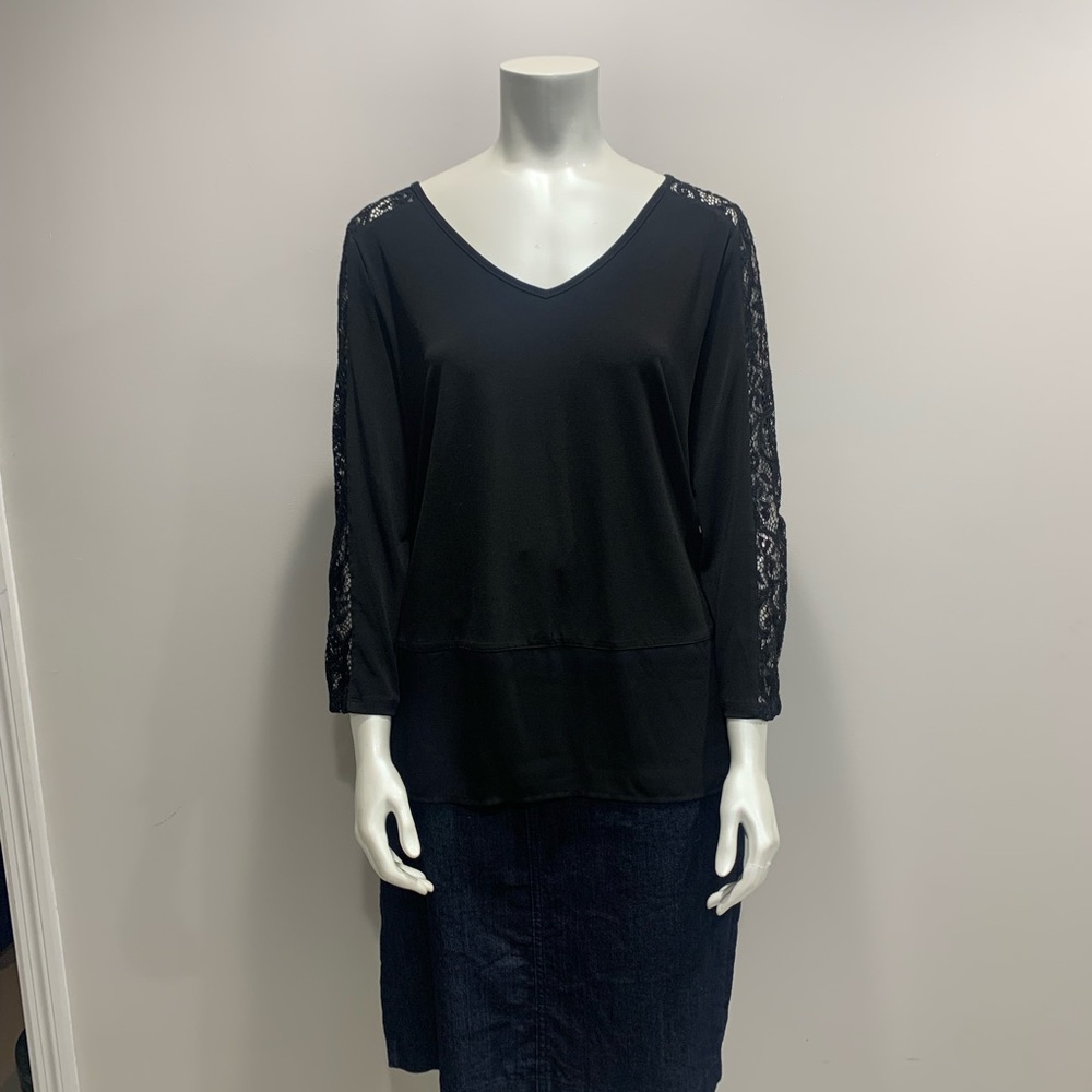 Super cute v-neck black top with lace sleeves